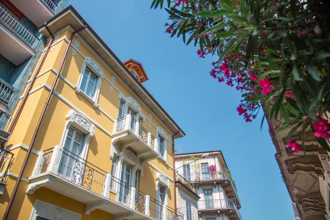 Aqualago Casa Vacanze Apartment C Verbania Buitenkant foto